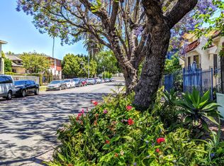 5843 Willoughby Ave #8, Los Angeles, CA 90038