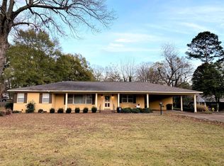 305 Highland Ter, Holly Springs, MS 38635