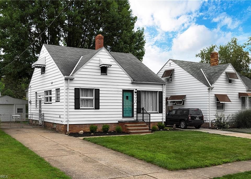 1st image of 906 Wexford Ave