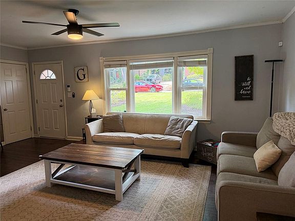 5th image of 1091 Walker Dr