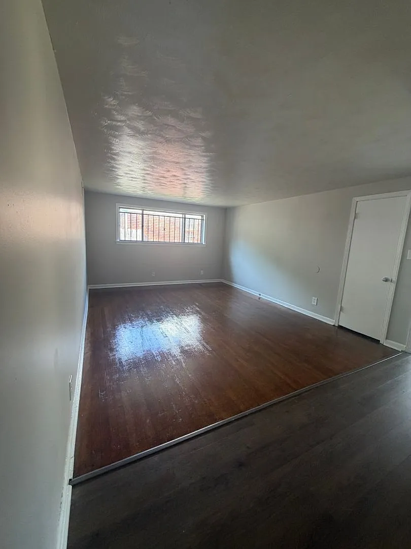 3469 Renault St. — Photo 2