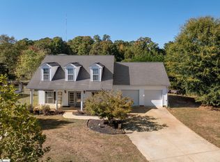 1796 Fairview Rd, Fountain Inn, SC 29644