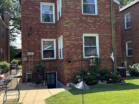 4th image of 6233 Loran Ave #2F
