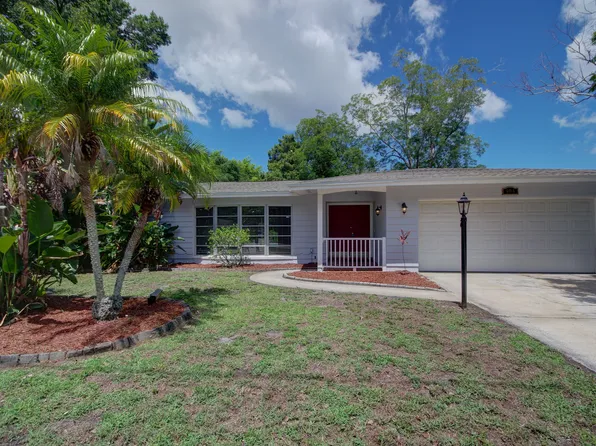 904 Wellington Dr, Clearwater, FL 33764