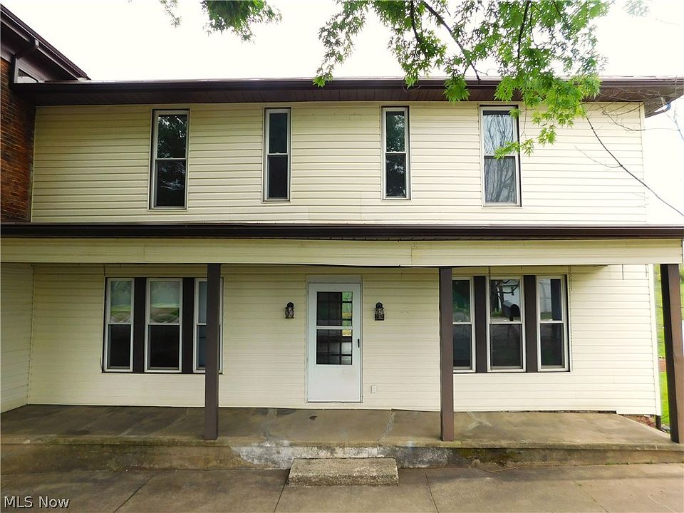 1st image of 211 Main Pike St