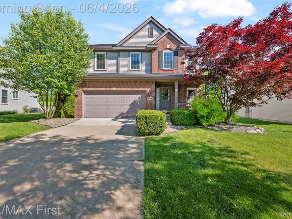 8559 Barrington Dr, Ypsilanti, MI 48198