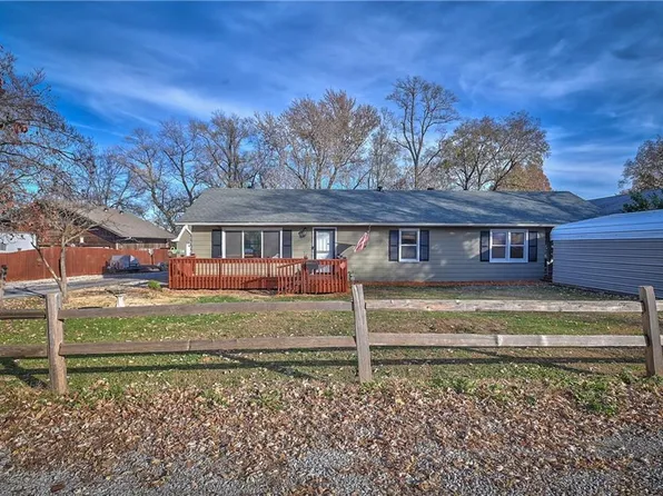 2905 S Claremont Ave, Independence, MO 64052