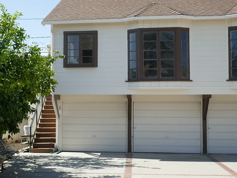 600 W Woodruff Ave #A — Photo 1