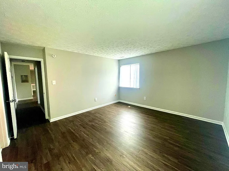 2137 Wainwright Ct #1C — Photo 9