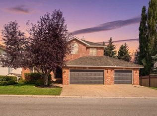 62 S Christie Estate Ter SW, Calgary, AB T3H 2Z5