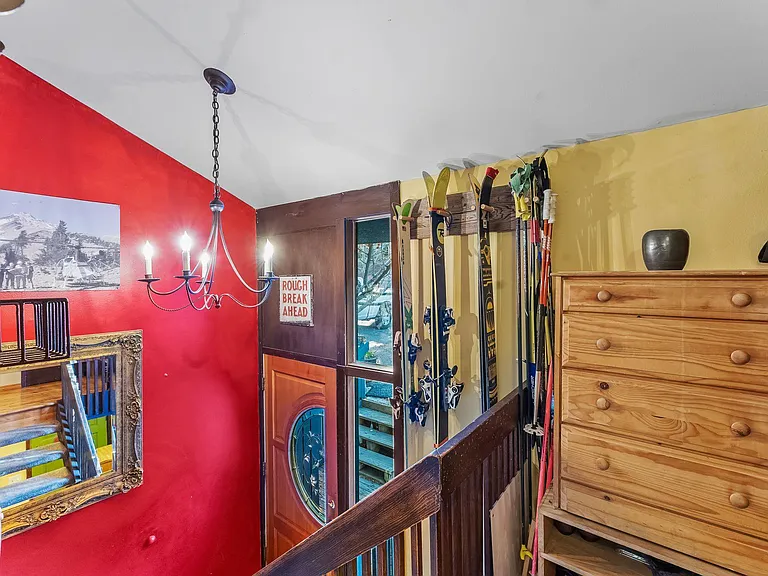 432 Woodside Ave — Photo 8