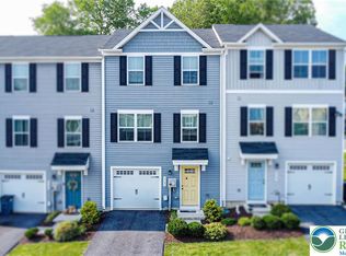 2145 Cross Country Rd, Northampton, PA 18067