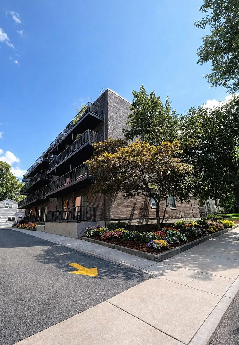 24 Highland Ave. — Photo 2