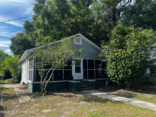 1611 19th St, Gulfport, MS 39501