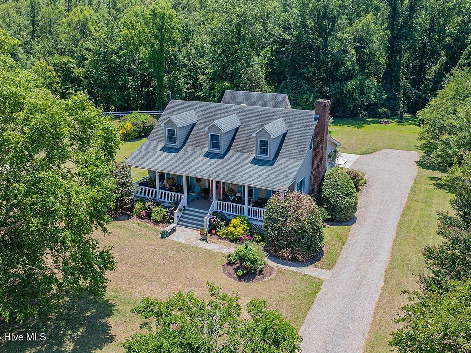 1st image of 343 Mariners Drive