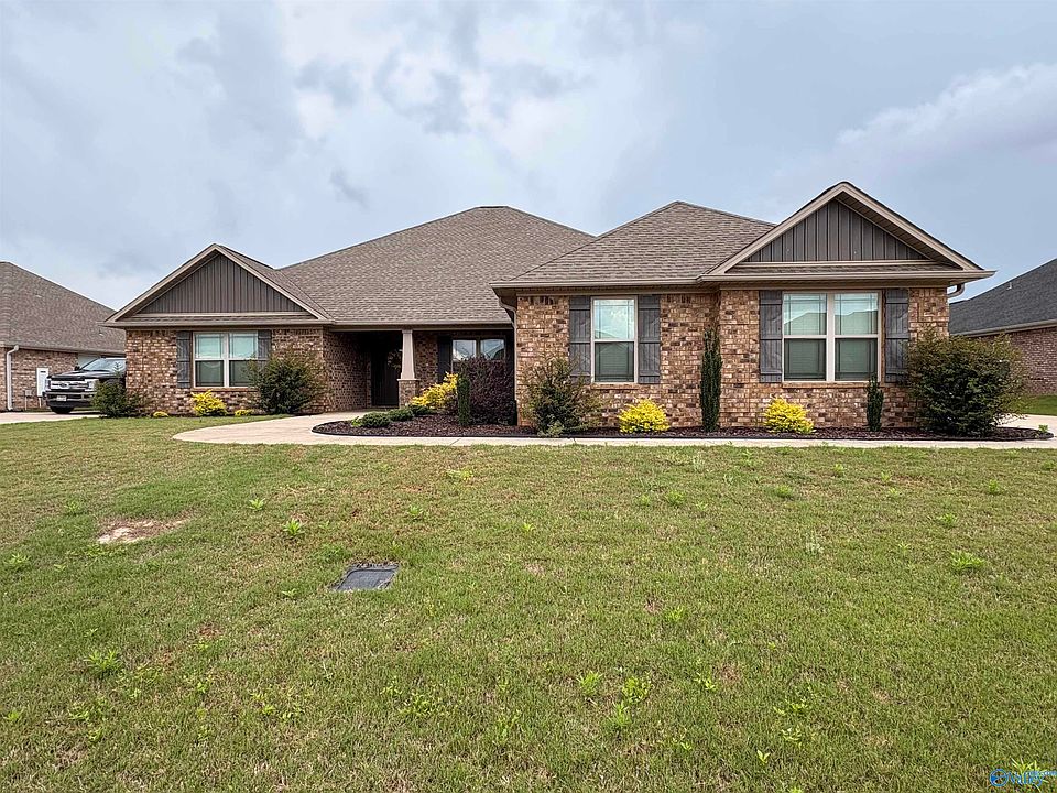 1st image of 26435 Ashland Ridge Ln