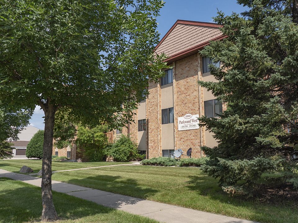 Fargo, ND Parkwood | Exterior