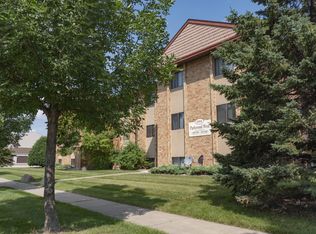 Parkwood East & West, Fargo, ND 58103