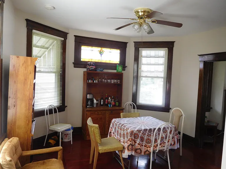 4008 Huston Ave — Photo 8