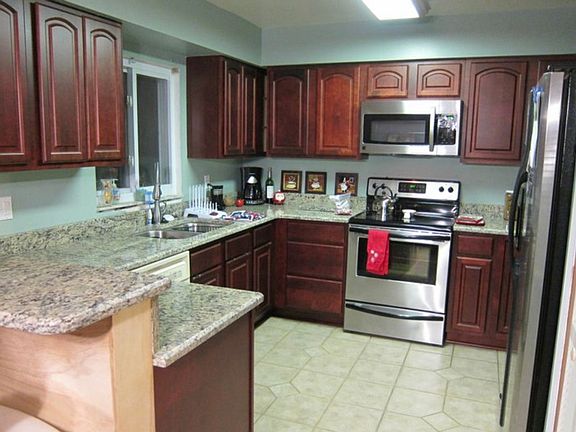 2nd image of 7367 Sylvan Dr