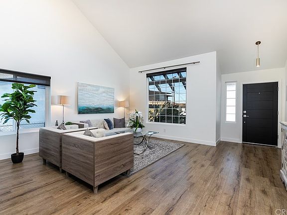 5th image of 3512 Verdugo Vista Ter