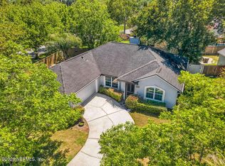 948 CHAPELTOWN Circle N, Jacksonville, FL 32225