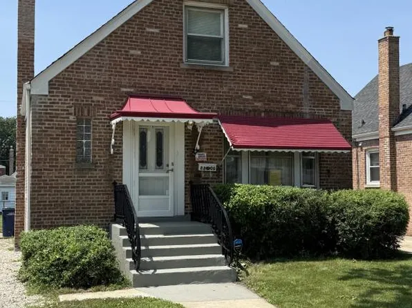 8808 S California Ave, Evergreen Park, IL 60805