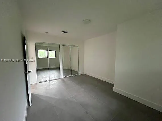 6101 NE Miami Ct #2 — Photo 6