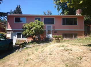 8139 32nd Ave SW, Seattle, WA 98126