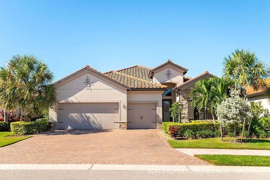 7036 Highgate Ln