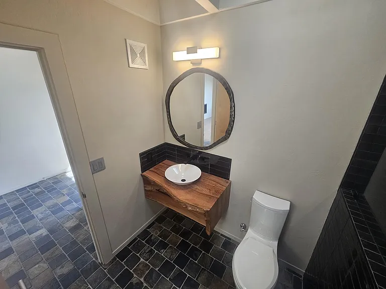 2335 Nutmeg Ave — Photo 16