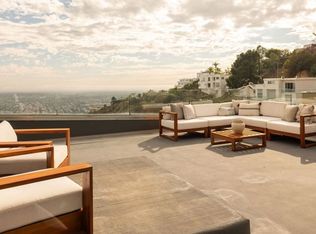 2158 Sunset Plaza Dr, Los Angeles, CA 90069