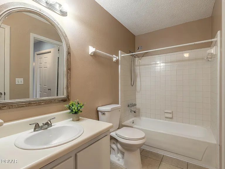 1600 Big Tree Rd #B7 — Photo 15