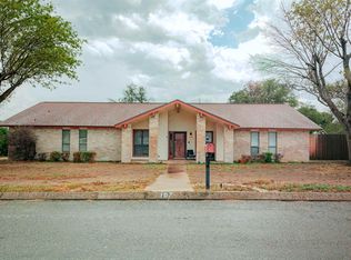 107 Boulder Ridge Dr, Del Rio, TX 78840