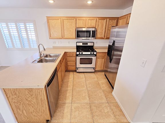 5th image of 9368 Malaya Garnet Ct