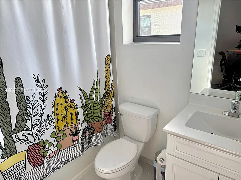 10020 SW 228th Ter — Photo 17
