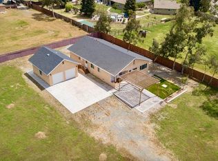 21044 E Meza Ln, Linden, CA 95236