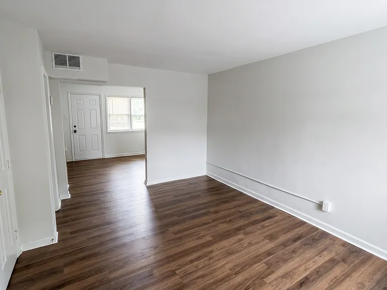 Key Street Townhomes — Photo 24
