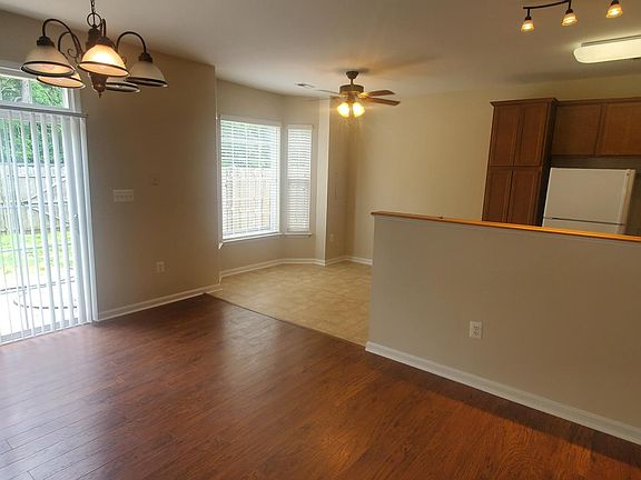 3rd image of 5173 Mallards Landing Dr