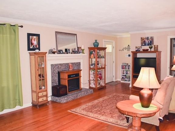 4th image of 314 McKinley Ave