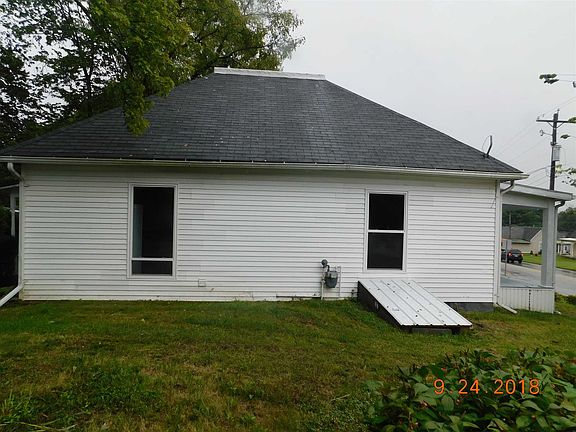 3rd image of 805 W Mulberry St