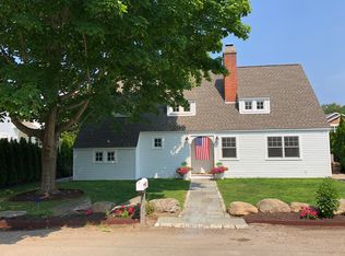 26 Gull Rock Rd, Madison, CT 06443