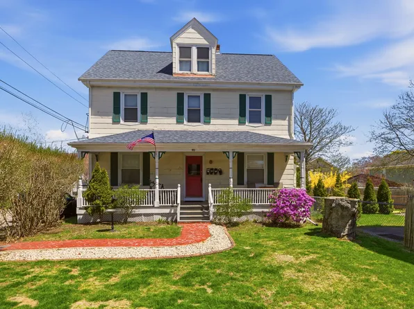 90 Gibbs Ave #A, Newport, RI 02840