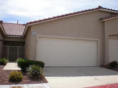 1st image of 9713 Fionna Ln Unit 102