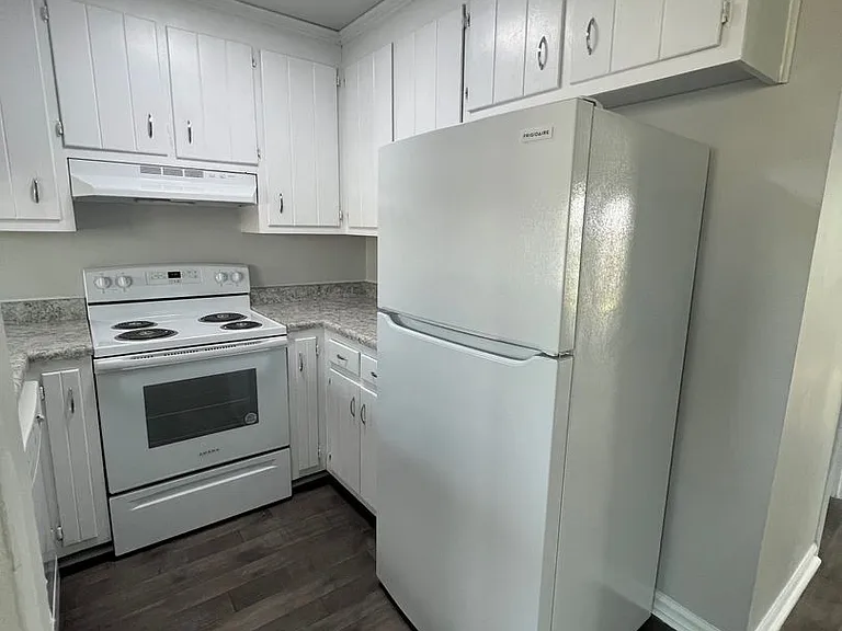 1711 N King St — Photo 15