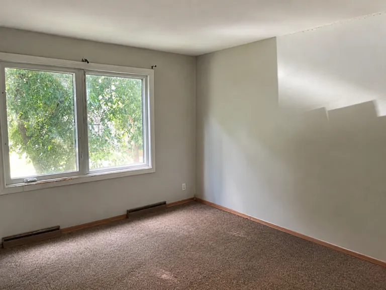 462 Aulneau St #2A — Photo 3
