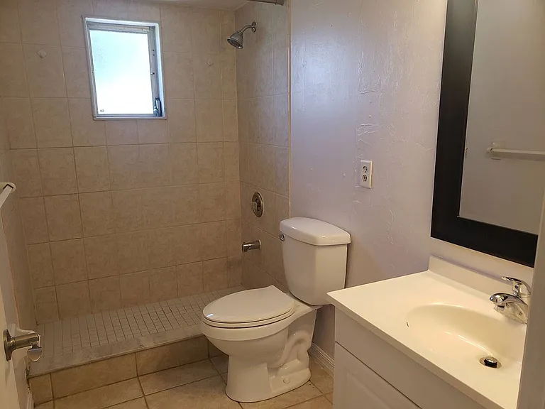1306 Hibiscus Dr — Photo 11