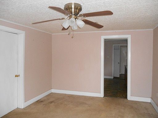 2nd image of 119 Sanders St