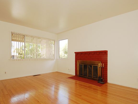 5th image of 908 Haddon Dr