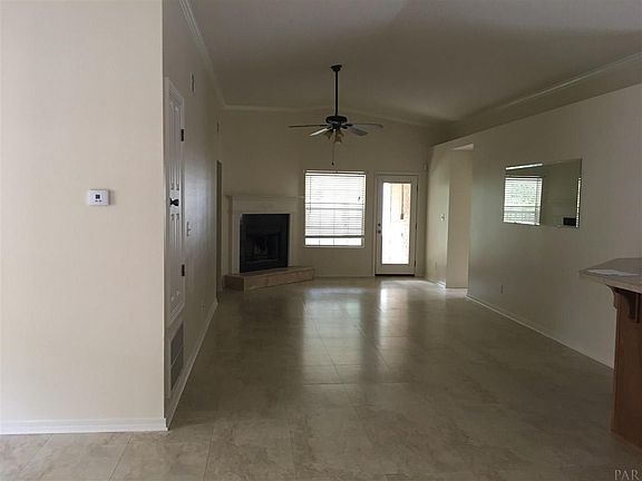 4th image of 3927 Sunny Manor Cir